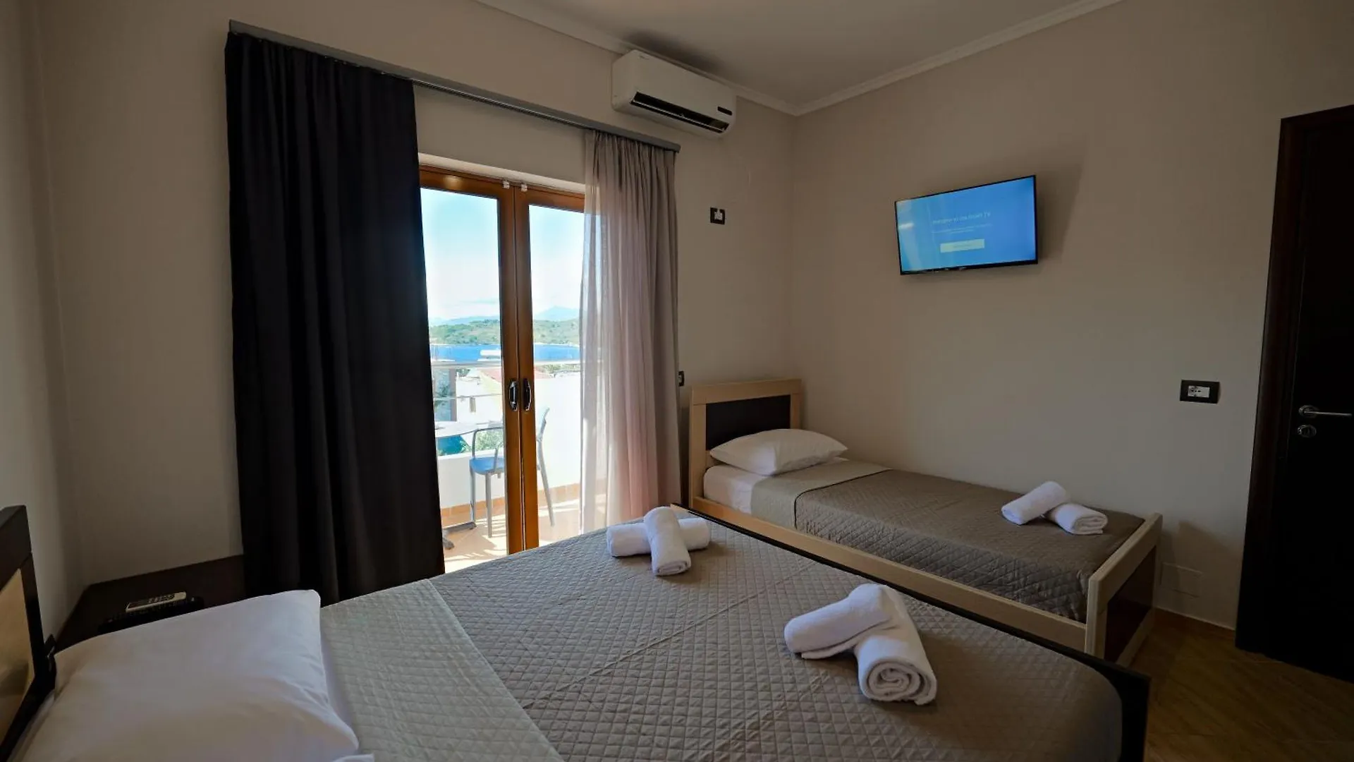 Hotel Deja Vu Ksamil
