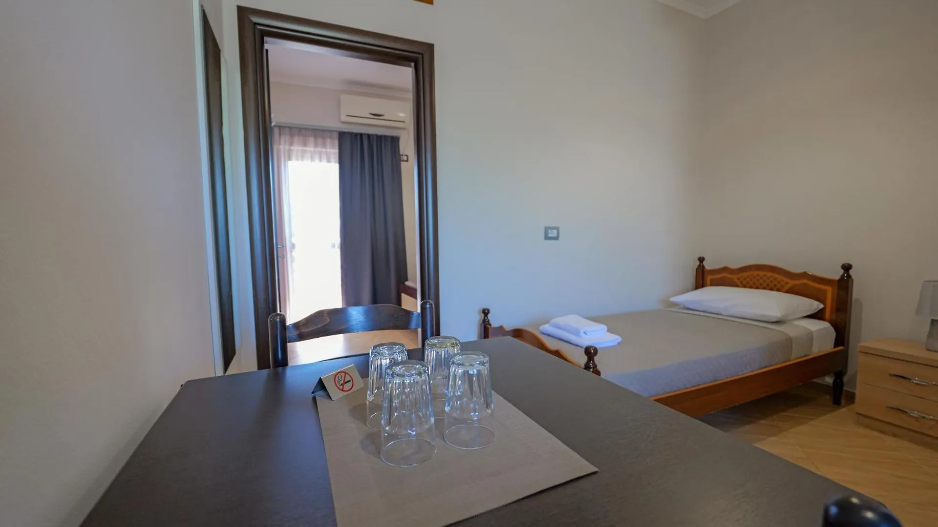 Hotel Deja Vu Ksamil