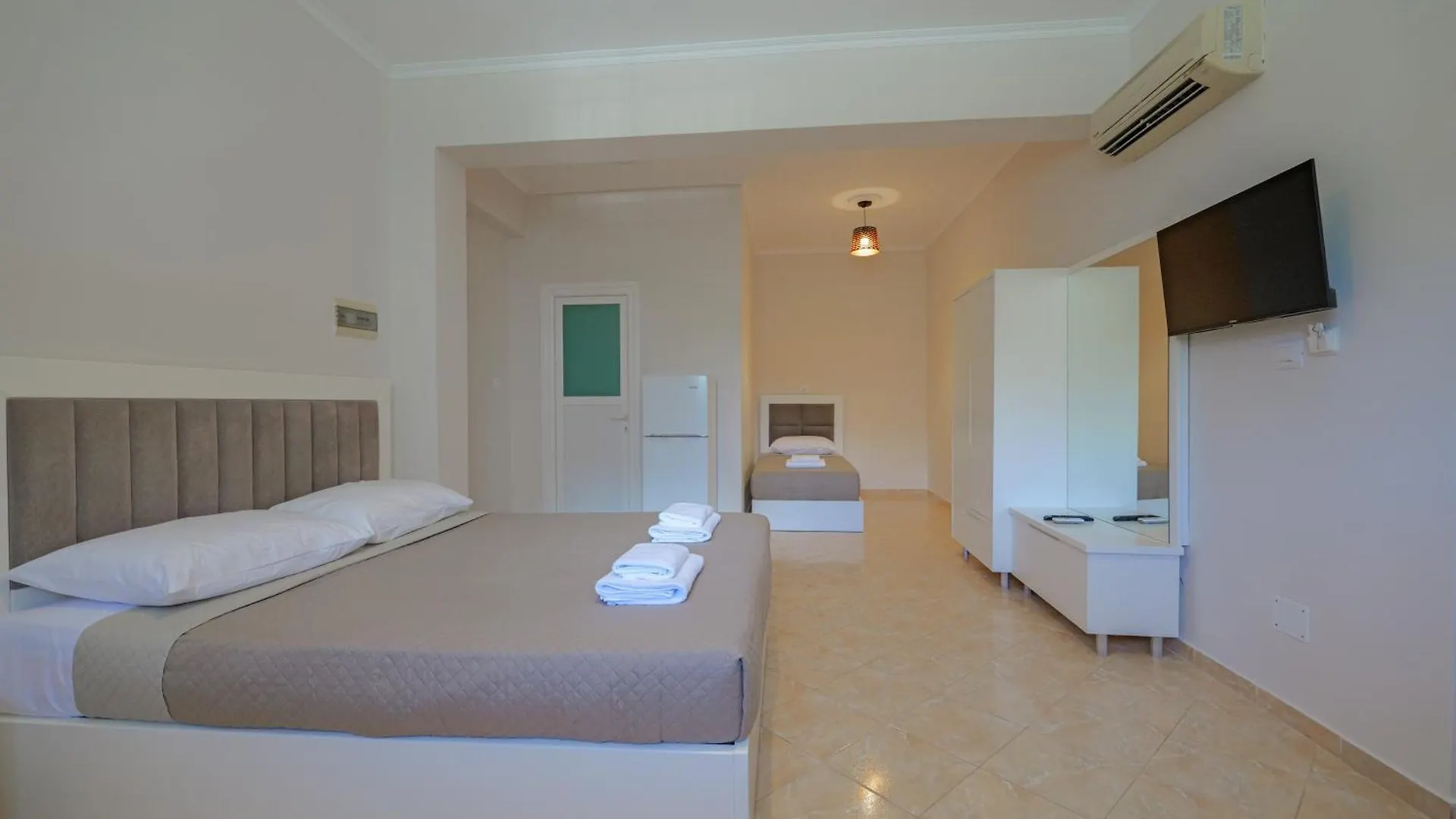 Hotel Deja Vu Ksamil