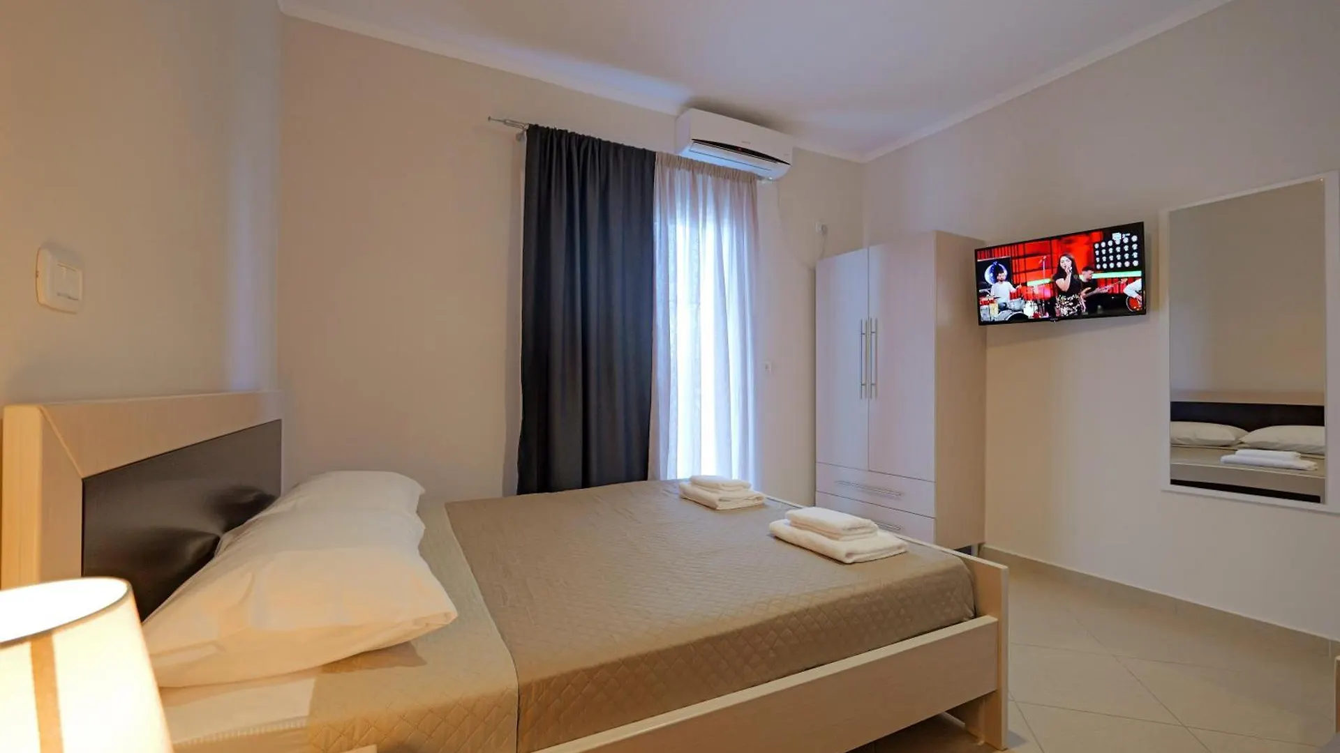 Hotel Deja Vu Ksamil