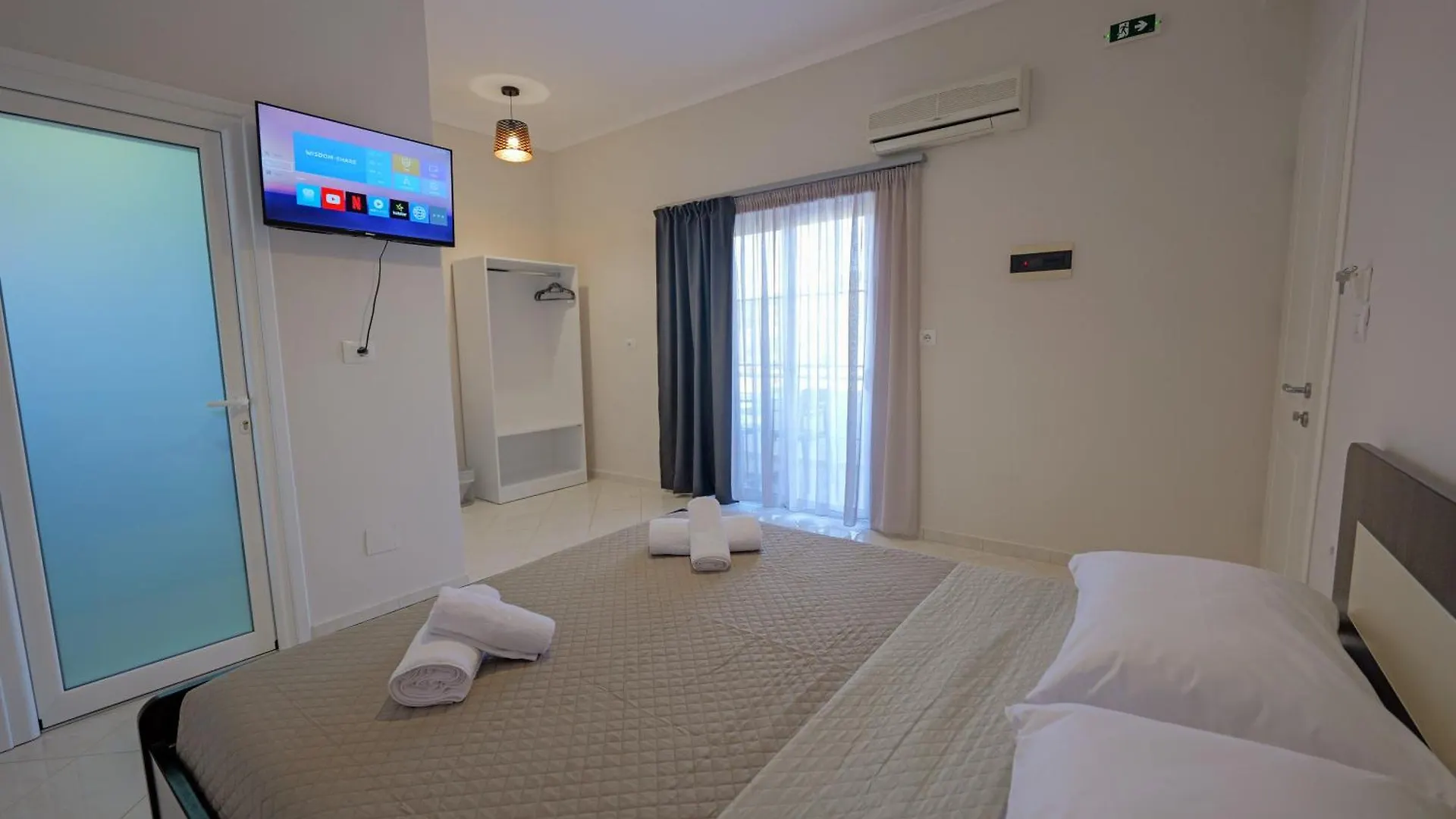 Hotel Deja Vu Ksamil